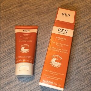 Ren radiance pha exfoliating facial new